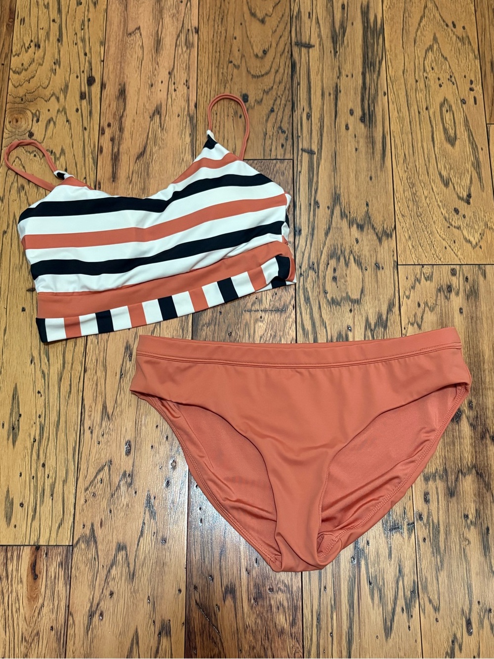 Senita Athletics Two Piece Set Size Medium